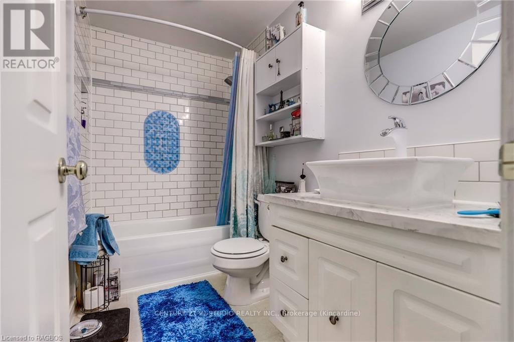 8 Philip Place, Kincardine, Ontario  N2Z 2E6 - Photo 22 - X10847602