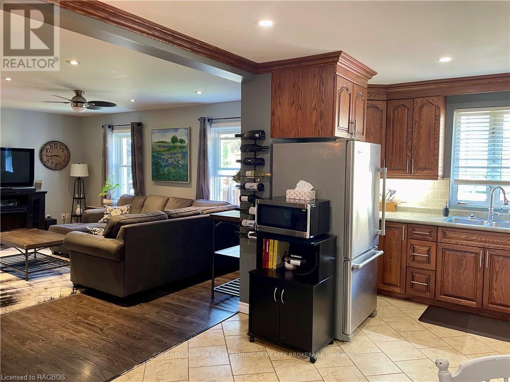 1204 Bruce Rd 12, South Bruce, Ontario  N0G 2V0 - Photo 11 - X10848035