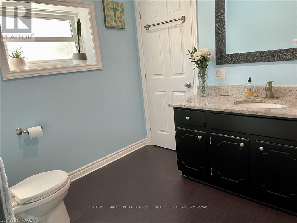 1204 Bruce Rd 12, South Bruce, Ontario  N0G 2V0 - Photo 16 - X10848035