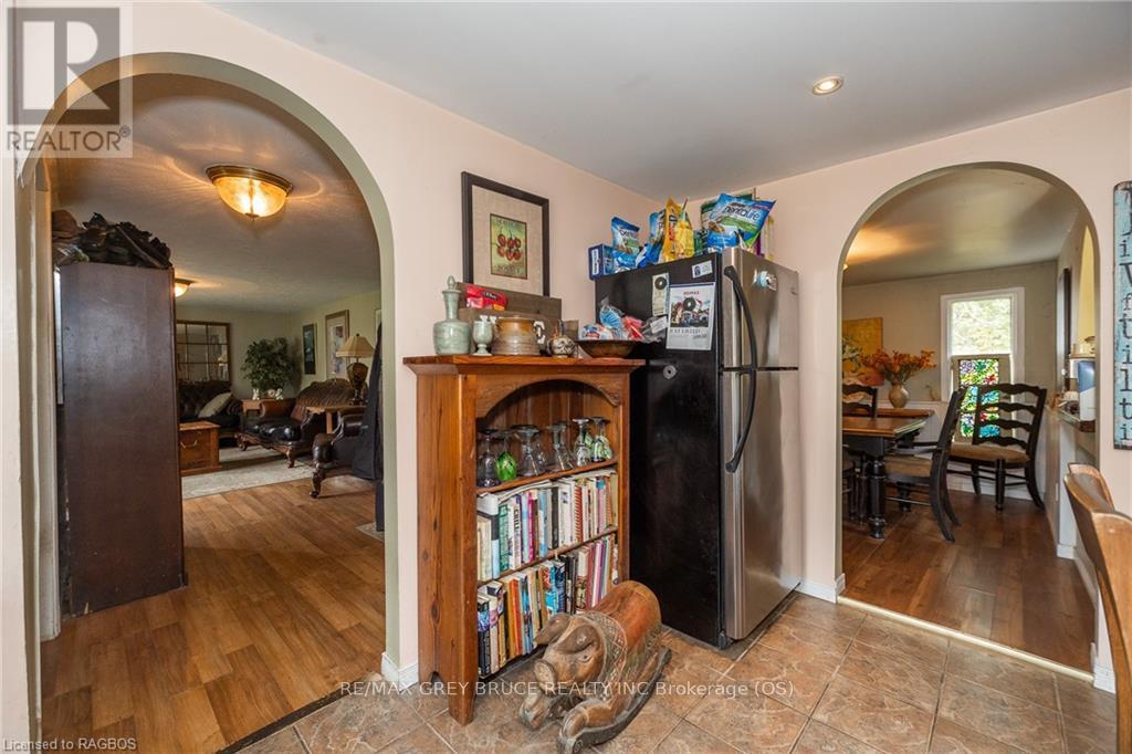 318588 Grey Rd 1, Georgian Bluffs, Ontario  N4K 5N4 - Photo 24 - X10846983