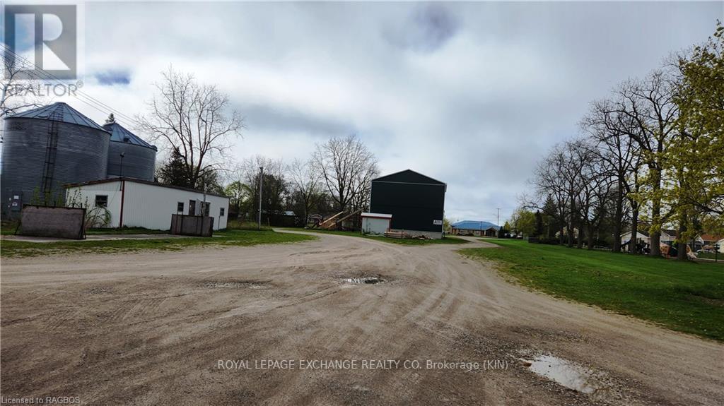2 Malcolm Street, Huron-Kinloss, Ontario  N0G 2R0 - Photo 4 - X10846882