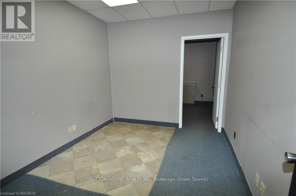 18a - 945 3rd Avenue E, Owen Sound, Ontario  N4K 2K8 - Photo 2 - X10851675