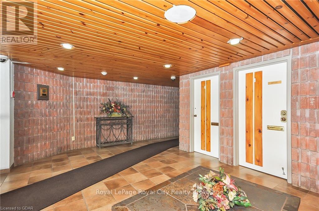 608 - 22 Marilyn Drive, Guelph, Ontario  N1H 7T1 - Photo 4 - X10875768