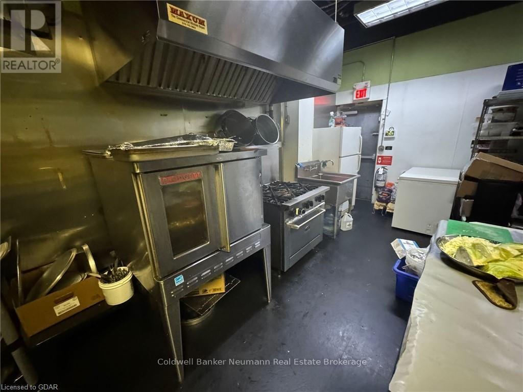 B9 - 221 Woodlawn Road W, Guelph, Ontario  N1H 1B6 - Photo 12 - X10875788