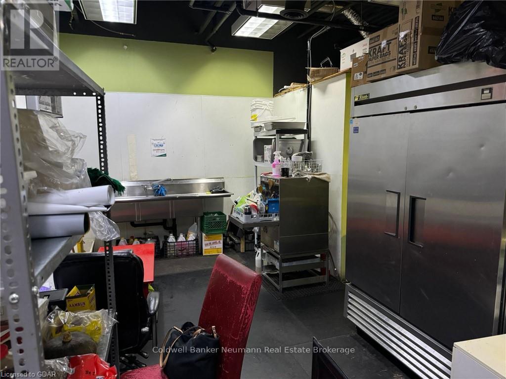 B9 - 221 Woodlawn Road W, Guelph, Ontario  N1H 1B6 - Photo 40 - X10875788