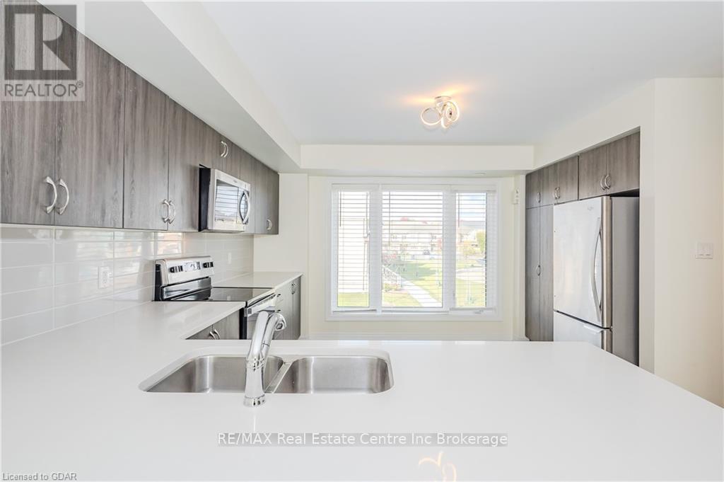 256 Law Drive, Guelph, Ontario  N1E 0P6 - Photo 18 - X10875918