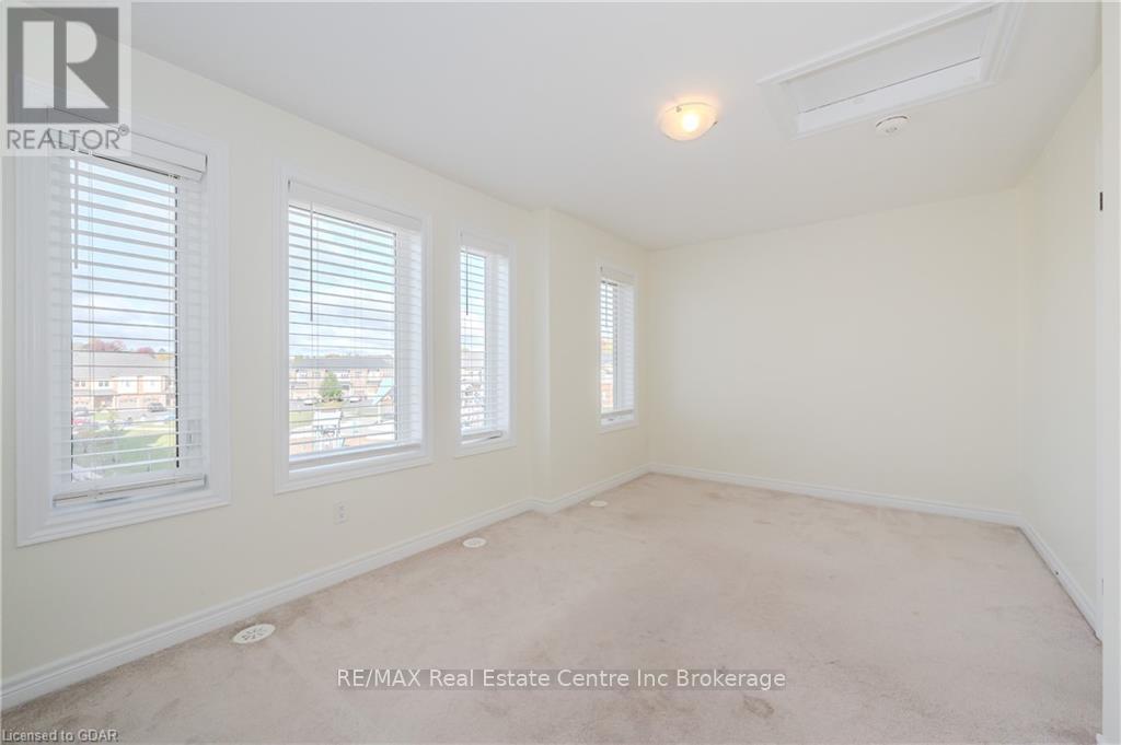 256 Law Drive, Guelph, Ontario  N1E 0P6 - Photo 28 - X10875918