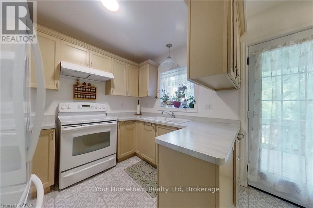 415 Hill Street E, Centre Wellington, Ontario  N1M 1H6 - Photo 14 - X10875828