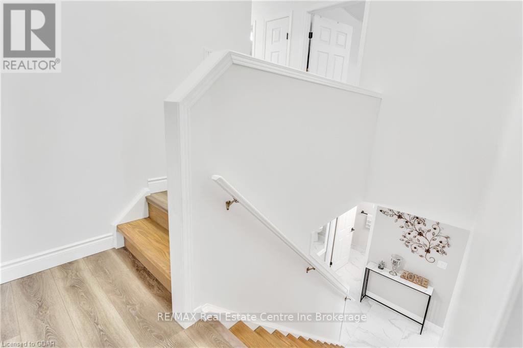 7 Drohan Drive, Guelph (Clairfields), Ontario  N1G 5H6 - Photo 19 - X10876266