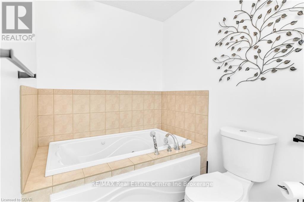 7 Drohan Drive, Guelph (Clairfields), Ontario  N1G 5H6 - Photo 29 - X10876266