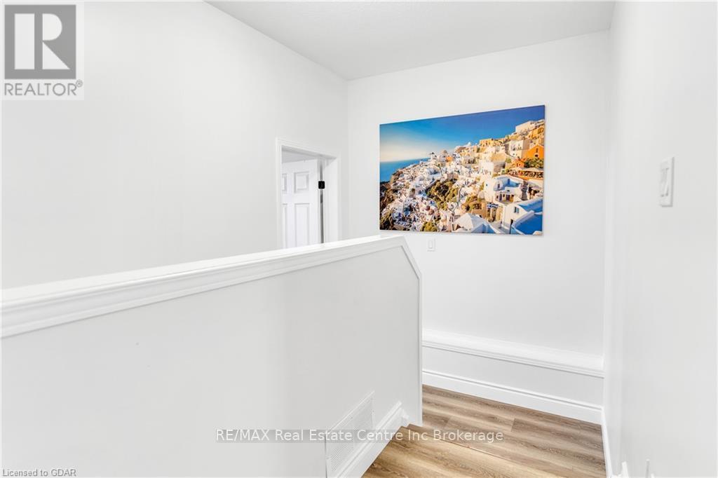 7 Drohan Drive, Guelph (Clairfields), Ontario  N1G 5H6 - Photo 30 - X10876266