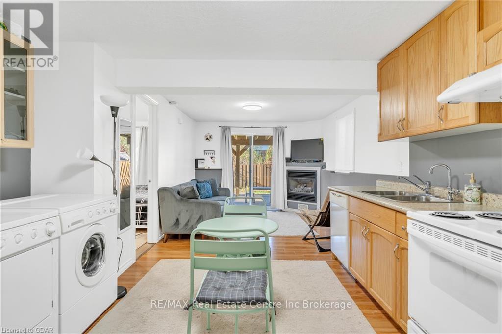 7 Drohan Drive, Guelph (Clairfields), Ontario  N1G 5H6 - Photo 34 - X10876266