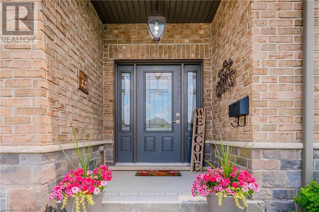 970 Reserve Avenue S, North Perth (Listowel), Ontario  N4W 0B7 - Photo 4 - X10876285