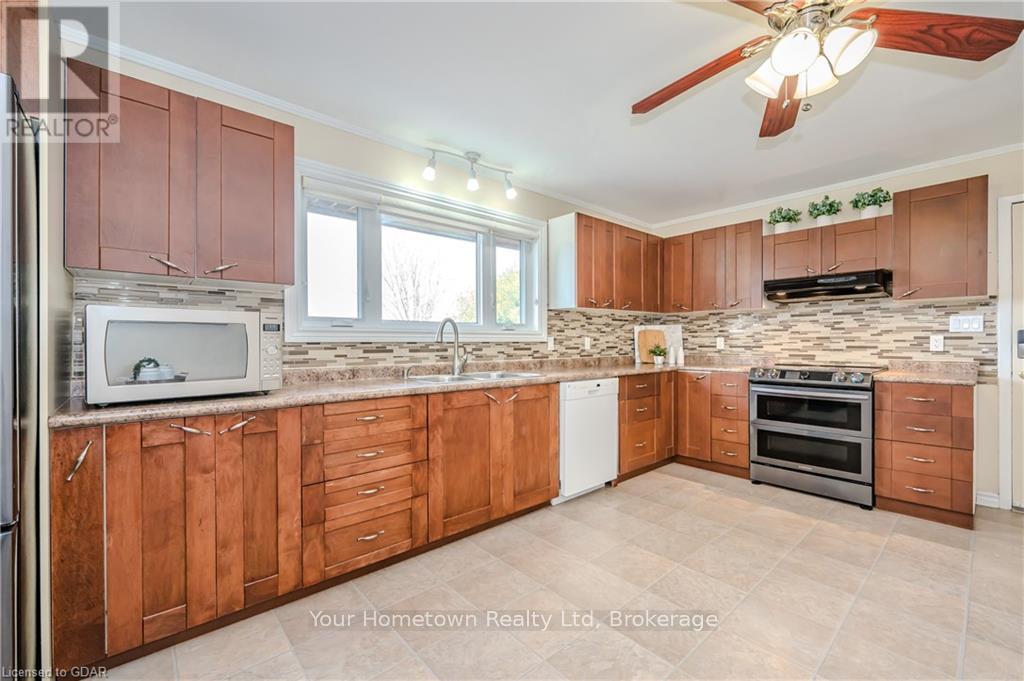 5382 Wellington Road 125 Road, Erin, Ontario  L7J 2L9 - Photo 9 - X10876350