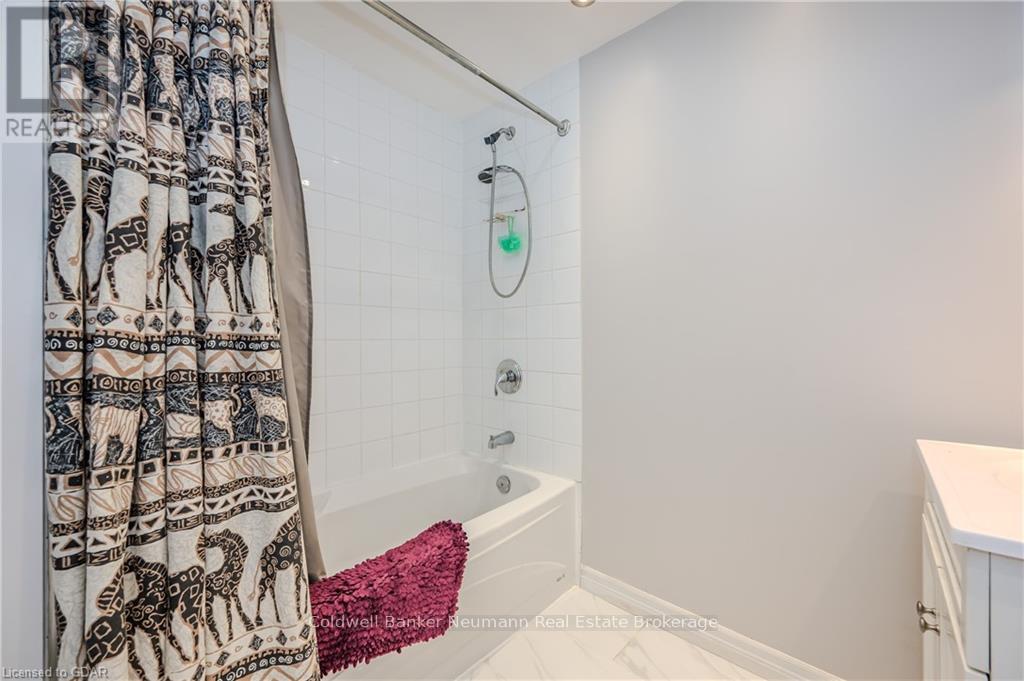 39 Inverness Drive, Guelph (Waverley), Ontario  N1E 3M1 - Photo 21 - X10876143