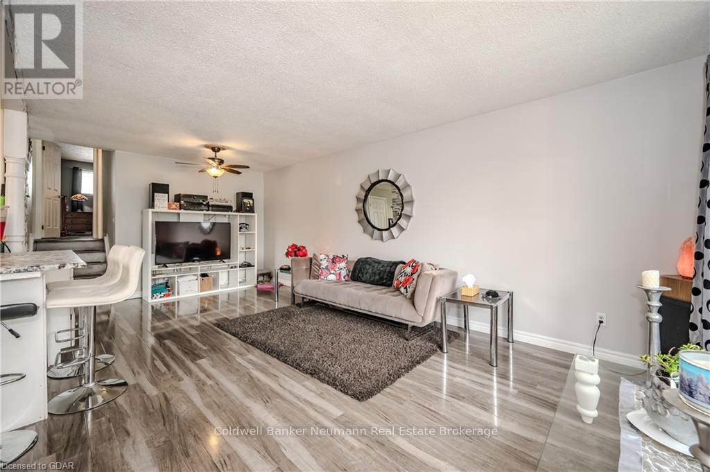 39 Inverness Drive, Guelph (Waverley), Ontario  N1E 3M1 - Photo 4 - X10876143