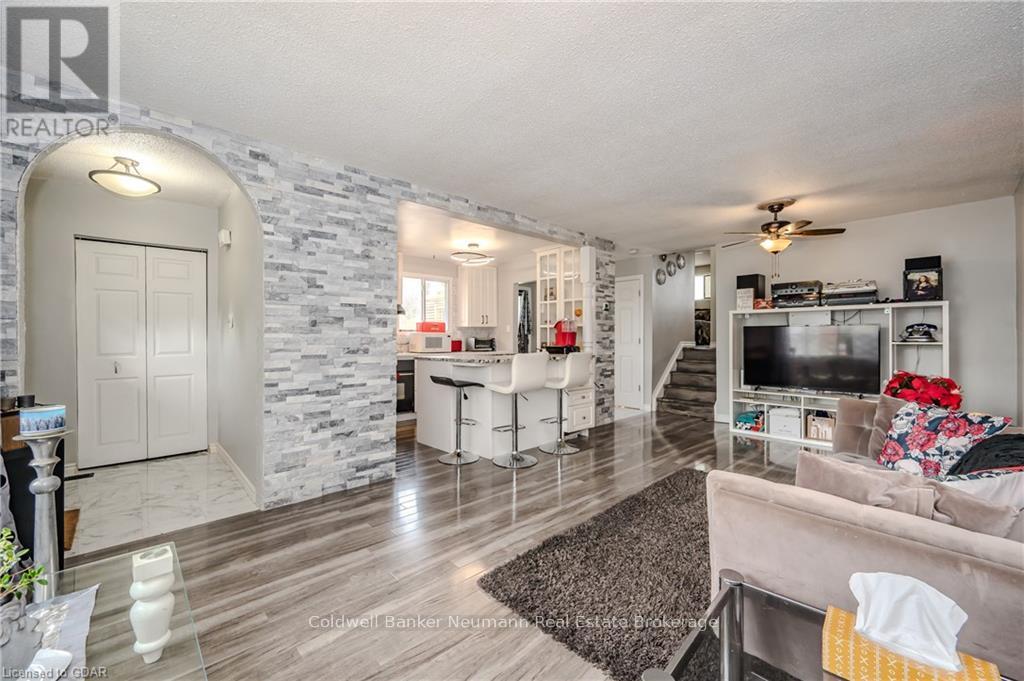 39 Inverness Drive, Guelph (Waverley), Ontario  N1E 3M1 - Photo 5 - X10876143