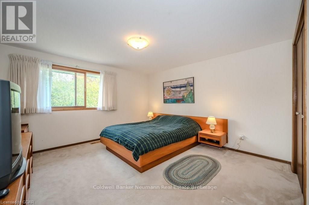 40 Keats Crescent, Guelph, Ontario  N1G 3B2 - Photo 12 - X10876364