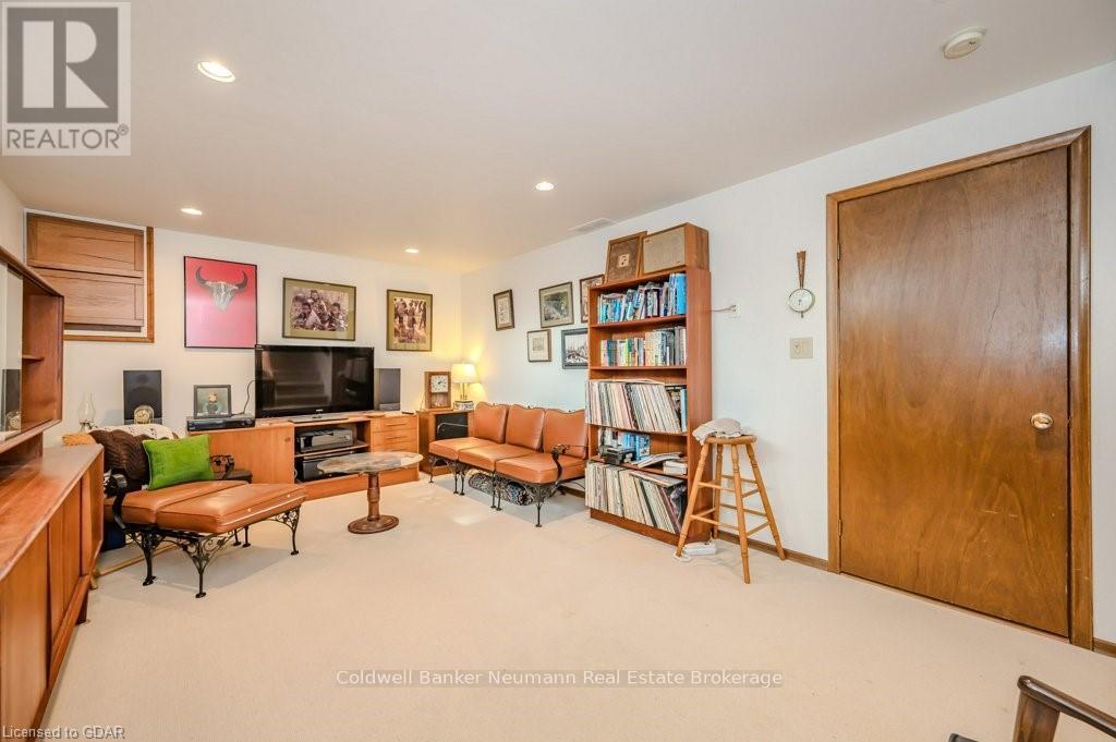 40 Keats Crescent, Guelph, Ontario  N1G 3B2 - Photo 17 - X10876364