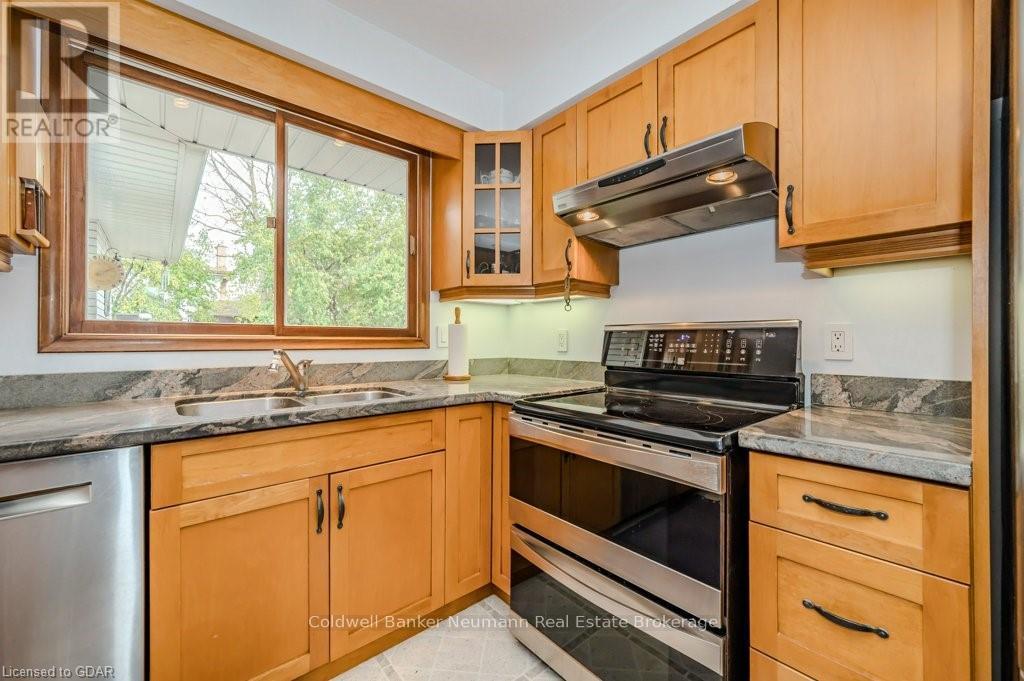 40 Keats Crescent, Guelph, Ontario  N1G 3B2 - Photo 31 - X10876364