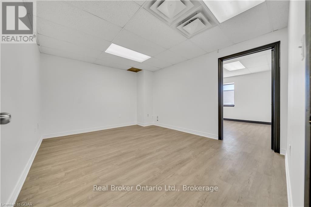 81 Malcolm Road, Guelph (Northwest Industrial Park), Ontario  N1K 1A7 - Photo 10 - X10876826