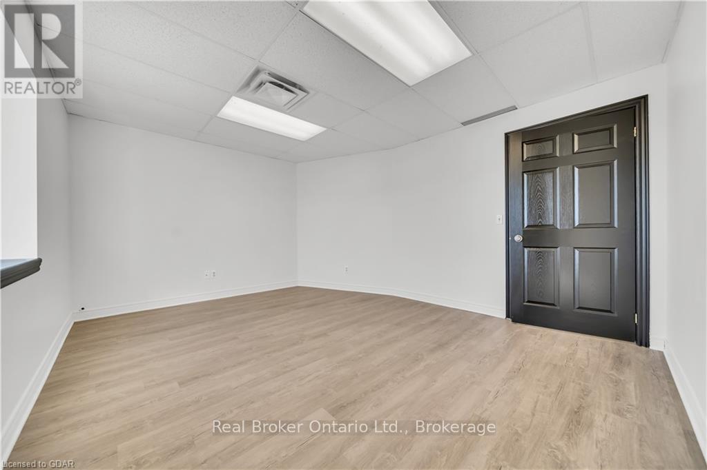 81 Malcolm Road, Guelph (Northwest Industrial Park), Ontario  N1K 1A7 - Photo 15 - X10876826