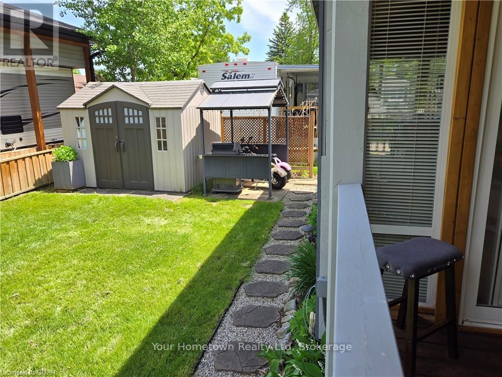 129 Cedar Crescent, Centre Wellington, Ontario  N1M 2W5 - Photo 3 - X10876903