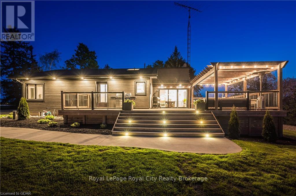 11 Farnham Road, Puslinch, Ontario  N0B 2J0 - Photo 2 - X10876235