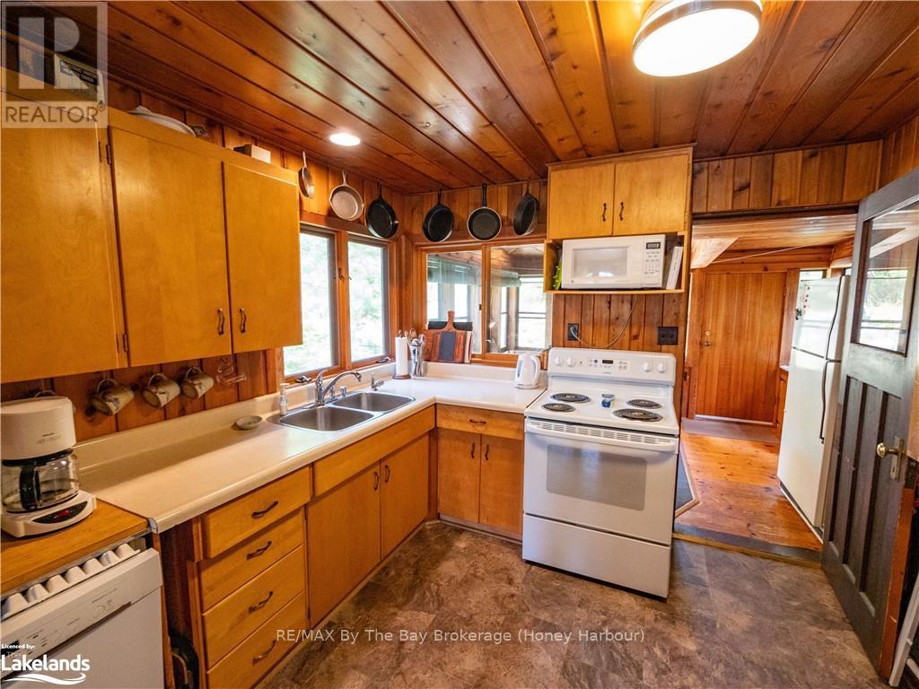 15598 Georgian Bay Shore, Georgian Bay, Ontario  P0E 1E0 - Photo 11 - X10894656