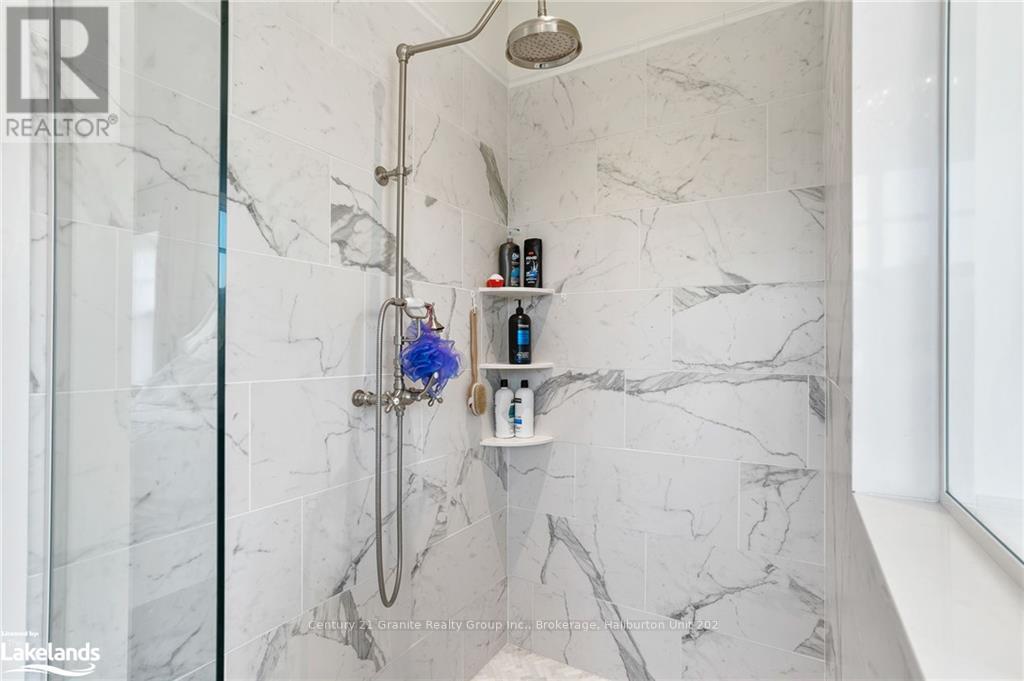 2194 Unicorn Road, Dysart Et Al, Ontario  K0M 1S0 - Photo 33 - X10894927