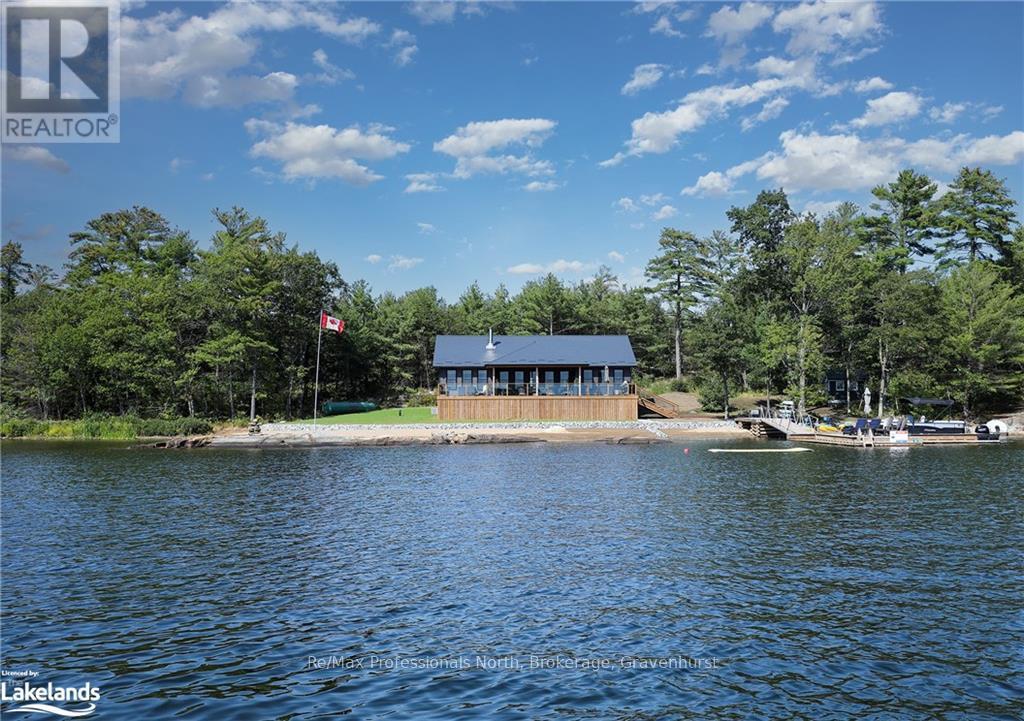 32 A11, The Archipelago, Ontario