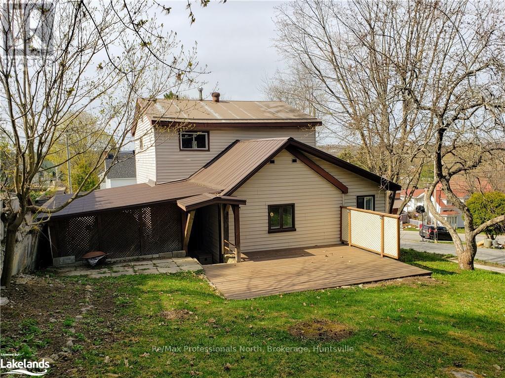 19 Lansdowne Street W, Huntsville, Ontario  P1H 1W1 - Photo 2 - X10895345