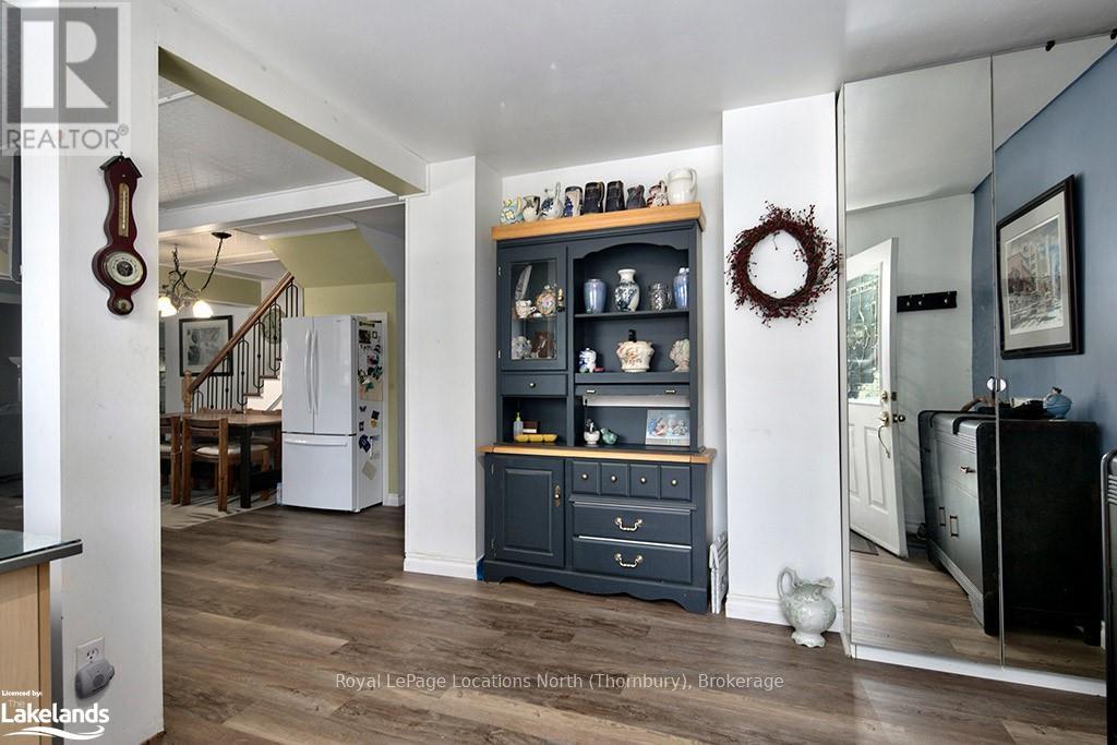 166 Bayview Avenue, Blue Mountains, Ontario  N0H 1J0 - Photo 2 - X10895477