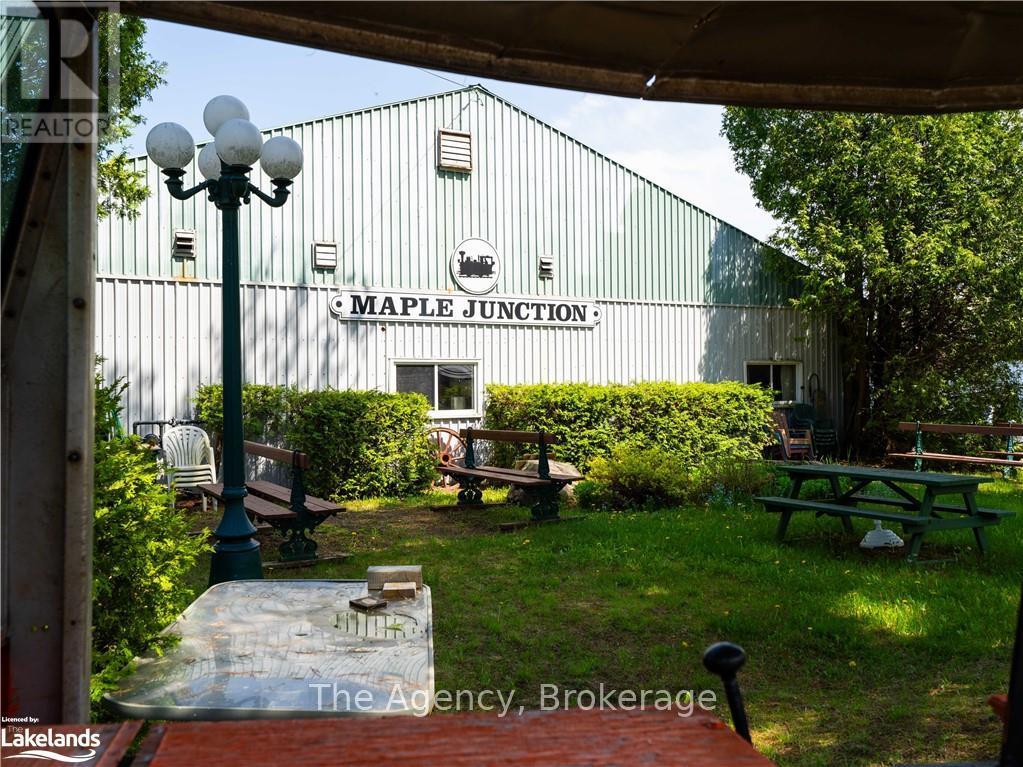 14 Gray Road, Bracebridge (Macaulay), Ontario  P1L 1P8 - Photo 11 - X10895644