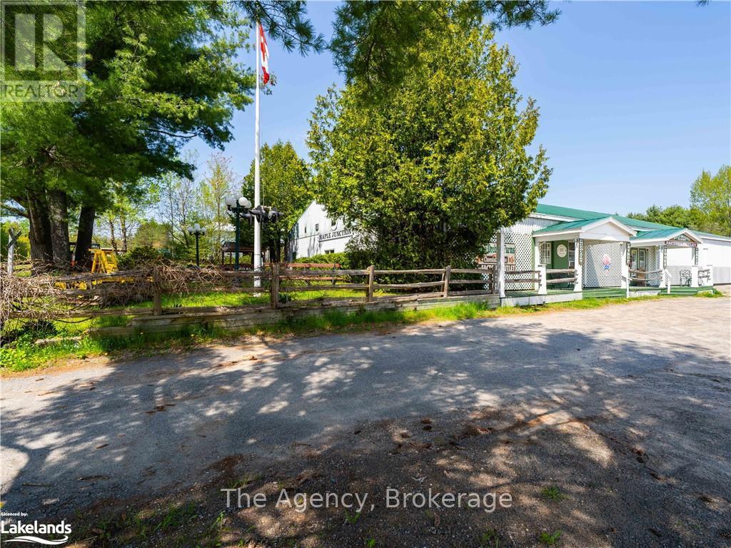 14 Gray Road, Bracebridge (Macaulay), Ontario  P1L 1P8 - Photo 5 - X10895644