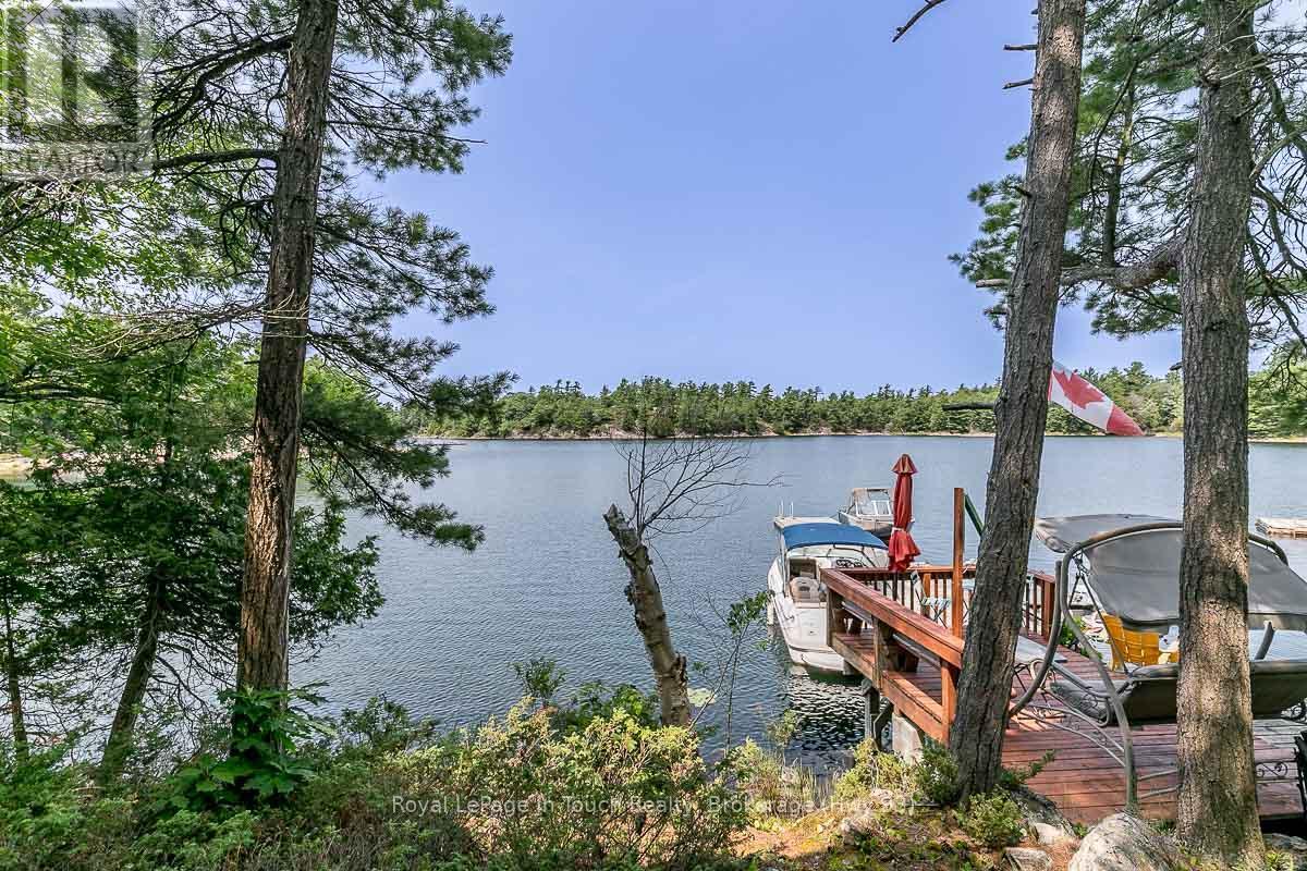 B207-7 Wahsoune Island, The Archipelago, Ontario  P2A 1T4 - Photo 4 - X10895861