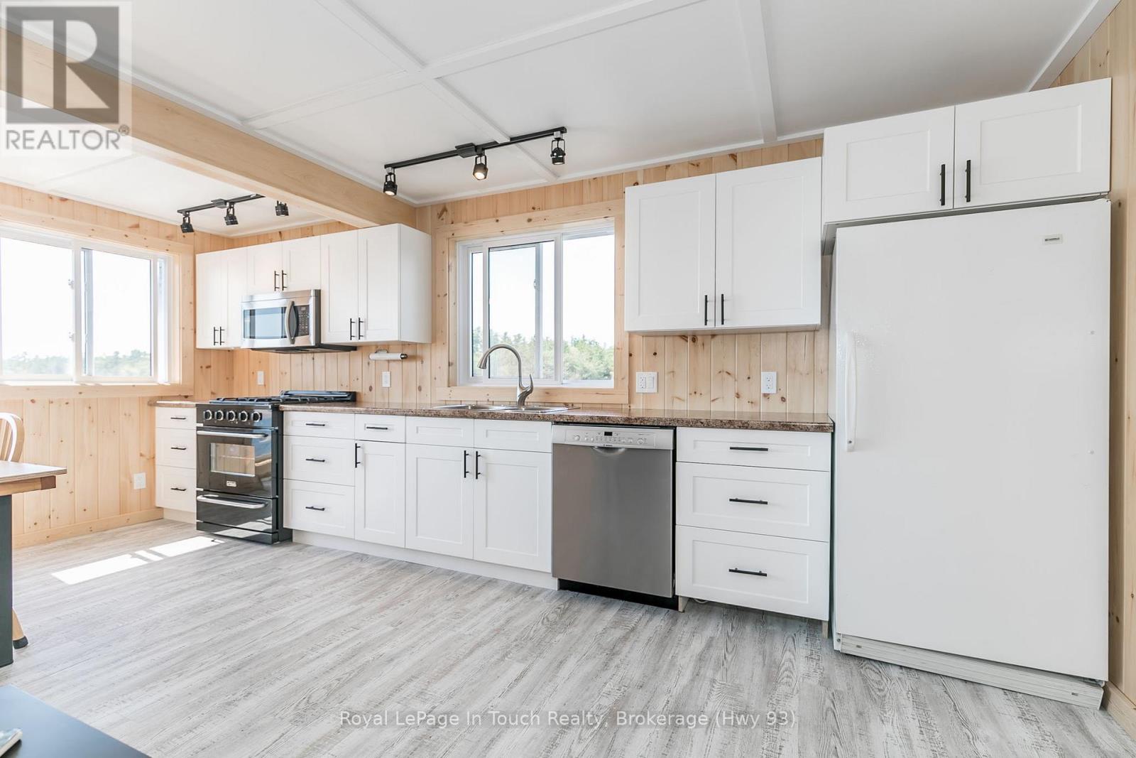 B55-19 Moon, The Archipelago, Ontario  P2A 1T4 - Photo 31 - X10895782