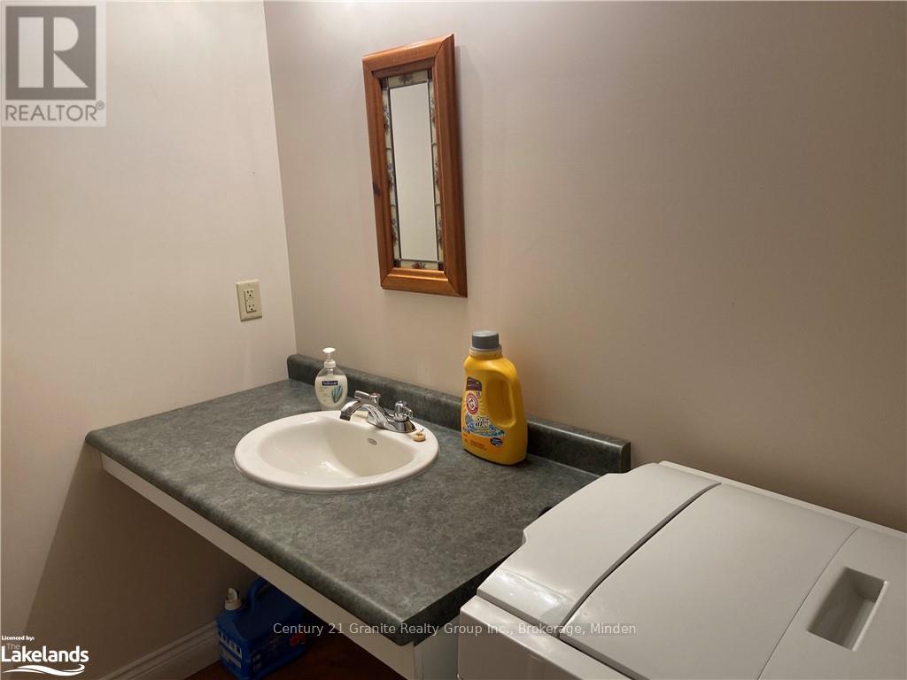 39 Bobcaygeon Road, Minden Hills, Ontario  K0M 2K0 - Photo 20 - X10896164