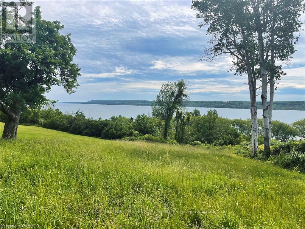 739 Gould Street, South Bruce Peninsula, Ontario  N0H 2T0 - Photo 1 - X10849785