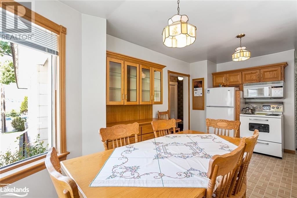 136 Highland Street, Dysart Et Al, Ontario  K0M 1S0 - Photo 19 - X10896231