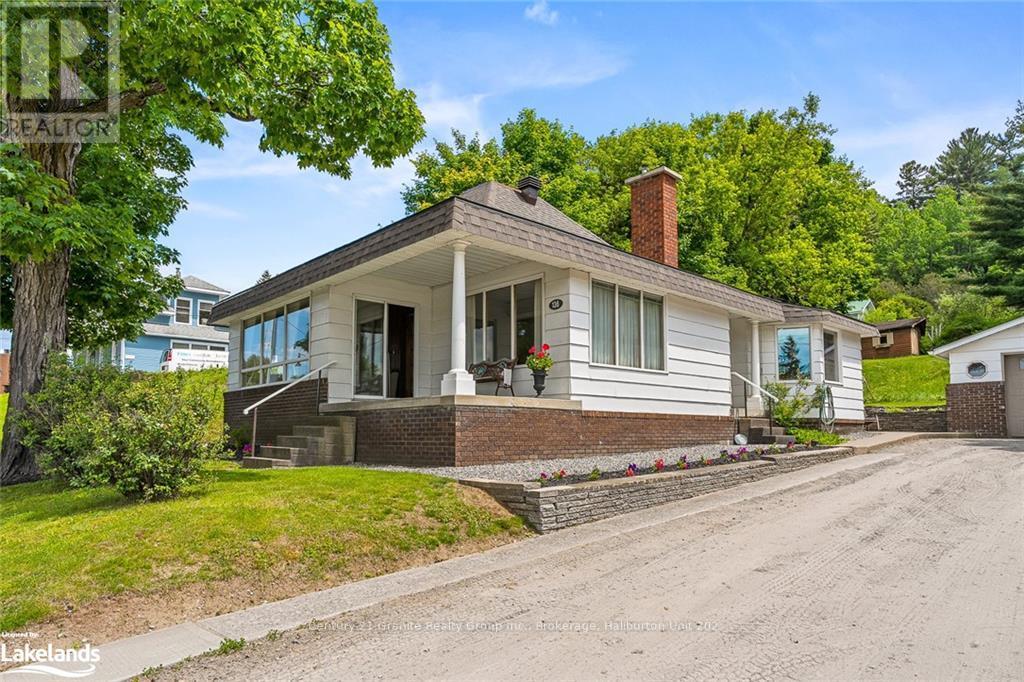 136 Highland Street, Dysart Et Al, Ontario  K0M 1S0 - Photo 3 - X10896231