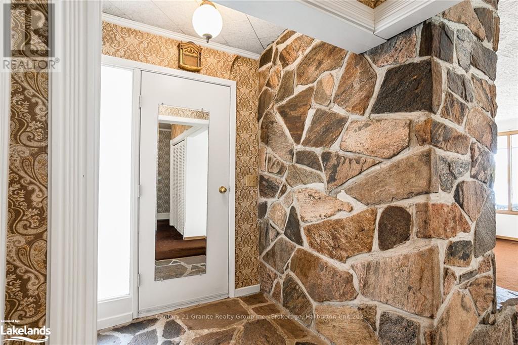 136 Highland Street, Dysart Et Al, Ontario  K0M 1S0 - Photo 7 - X10896231