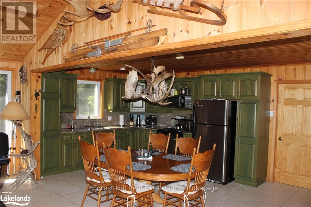 10365 Rabbit, Temagami (Tctdar Outside), Ontario  P0H 2H0 - Photo 8 - X10897259