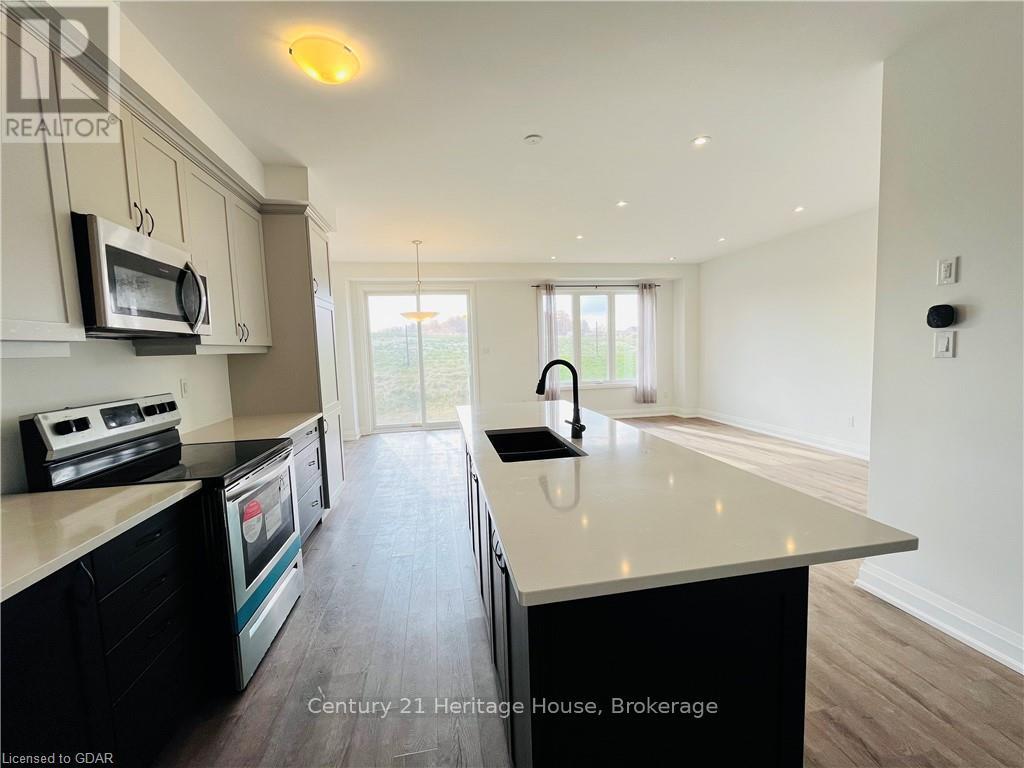 216 Histand TrailKitchener, Ontario  N2R 1P6 - Photo 12 - X11879694