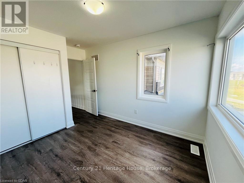 216 Histand TrailKitchener, Ontario  N2R 1P6 - Photo 25 - X11879694