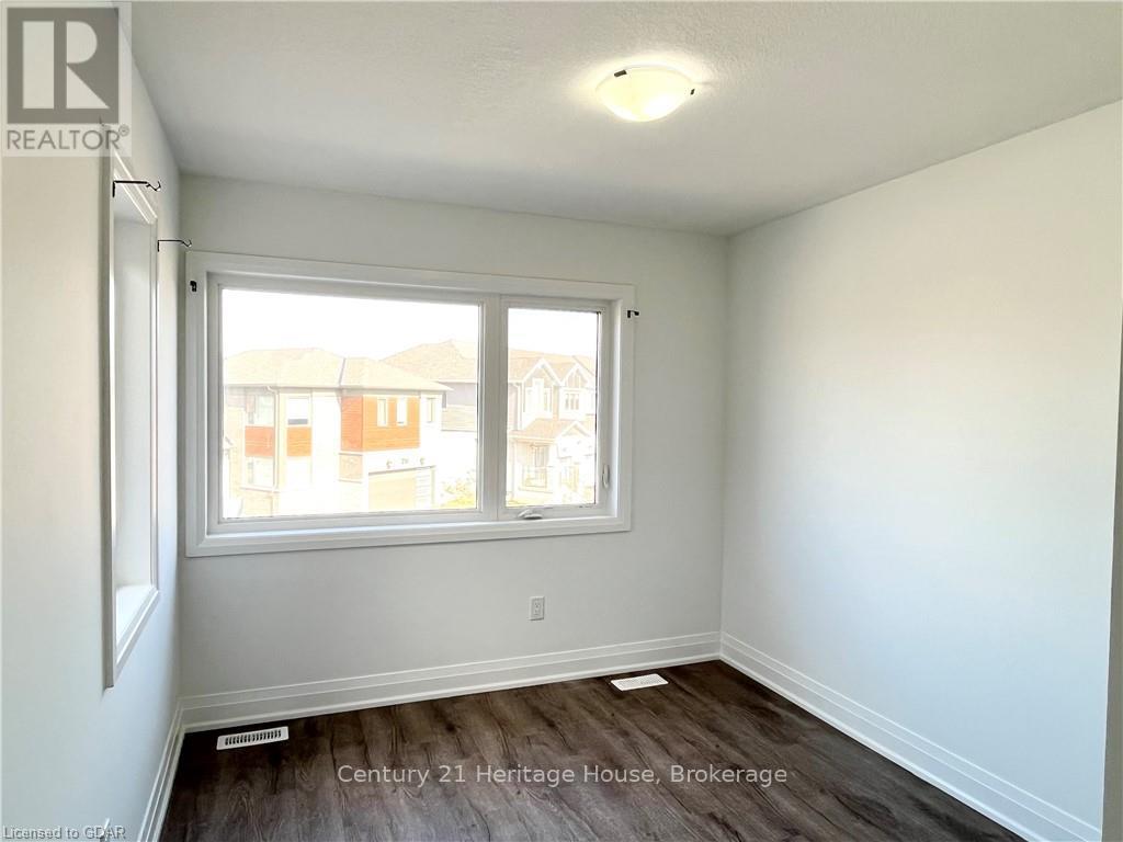 216 Histand TrailKitchener, Ontario  N2R 1P6 - Photo 27 - X11879694