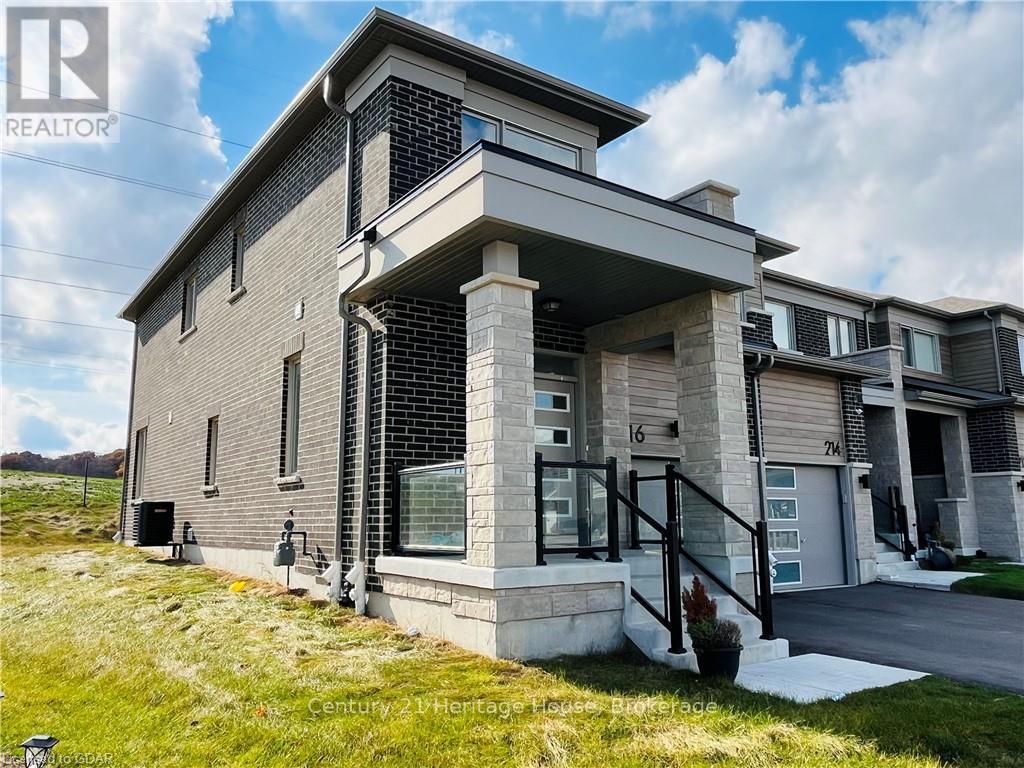 216 Histand TrailKitchener, Ontario  N2R 1P6 - Photo 3 - X11879694