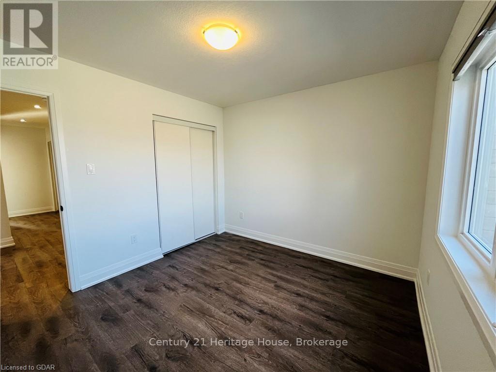216 Histand TrailKitchener, Ontario  N2R 1P6 - Photo 32 - X11879694