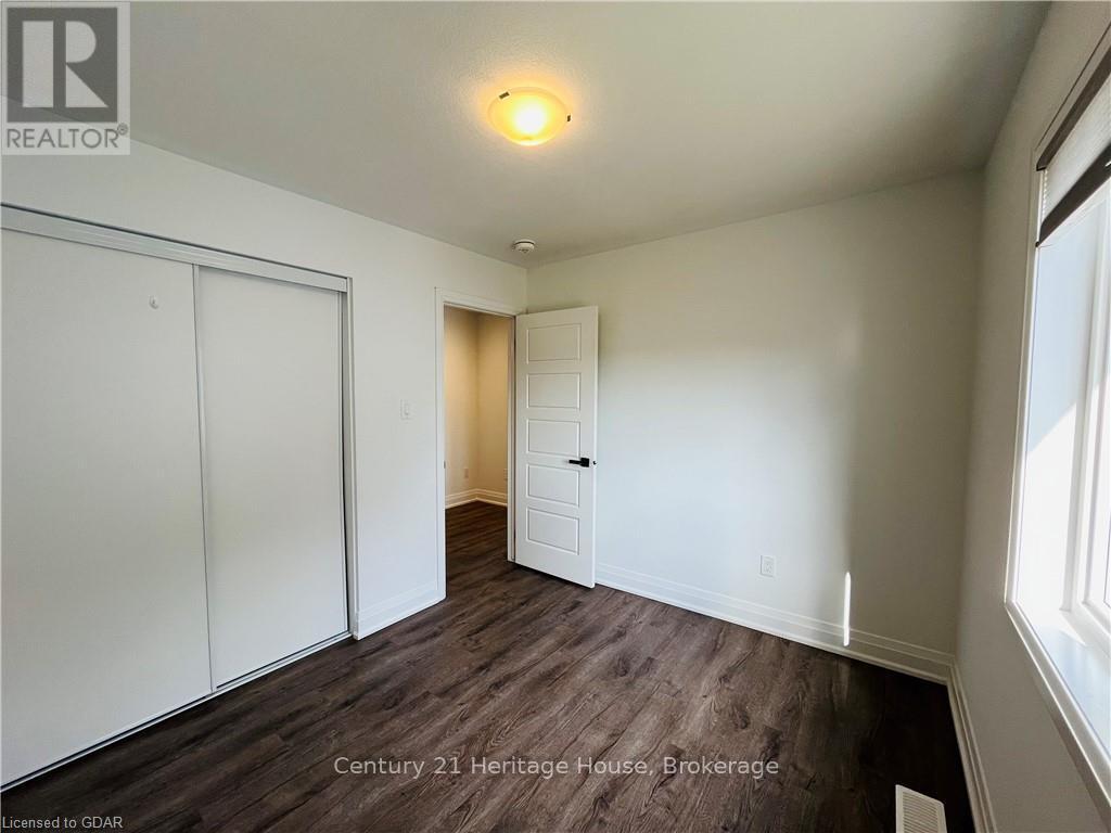 216 Histand TrailKitchener, Ontario  N2R 1P6 - Photo 33 - X11879694