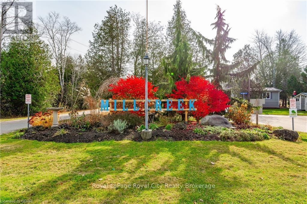 2 Spruce Avenue, Puslinch, Ontario  N1H 6H9 - Photo 2 - X11879796